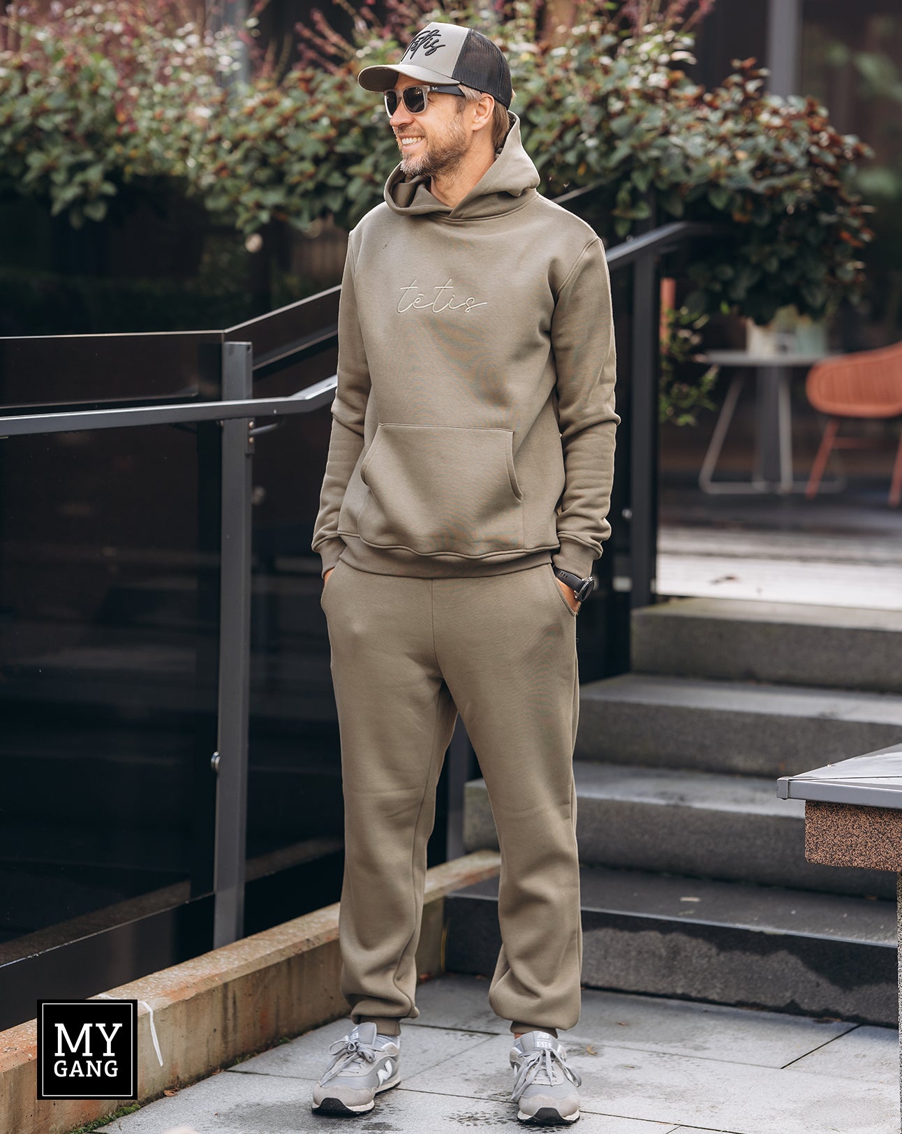 Tracksuit tētis